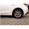Image 13 : H6B --  2014 MAZDA 3 TOURING  , White , 64794  KM's