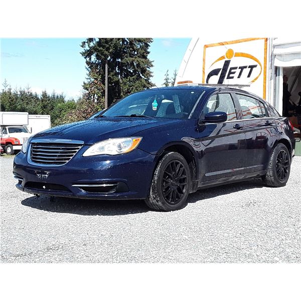 D3 --  2014 CHRYSLER 200 LX , Blue , 125608  KM's