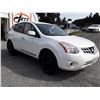 Image 3 : H6G --  2011 NISSAN ROGUE S  , White , 133695  KM's