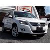 Image 10 : C2 --  2011 VW TIGUAN S , White , 210554  KM's