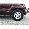 Image 17 : E2 --  2004 JEEP LIBERTY LTD 4X4 , Red , 204656  KM's