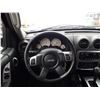 Image 34 : E2 --  2004 JEEP LIBERTY LTD 4X4 , Red , 204656  KM's