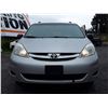 Image 2 : D3 --  2010 TOYOTA SIENNA CE , Silver , 185186  KM's