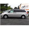 Image 8 : D3 --  2010 TOYOTA SIENNA CE , Silver , 185186  KM's