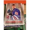 Image 3 : DonRuss 8x10" NHL Studio Portraits/Silhouettes And Beehive 5x7" Portraits