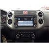 Image 40 : F4 --  2011 VW TIGUAN S , White , 210554  KM's
