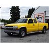 Image 1 : G5 --  2000 CHEVROLET SILVERADO 2500 EXT CAB , Yellow , 257544  KM's