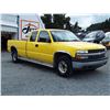Image 3 : G5 --  2000 CHEVROLET SILVERADO 2500 EXT CAB , Yellow , 257544  KM's