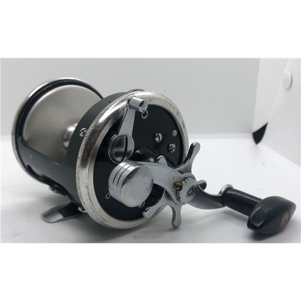 Olympic wave star No- 50 level-wind reel