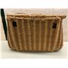 Image 2 : Vintage fishermans creel