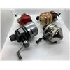Image 1 : 4 Assorted spin cast reels