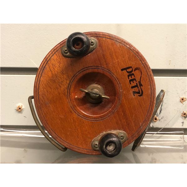 Peetz vintage classic wooden 5" fishing reel