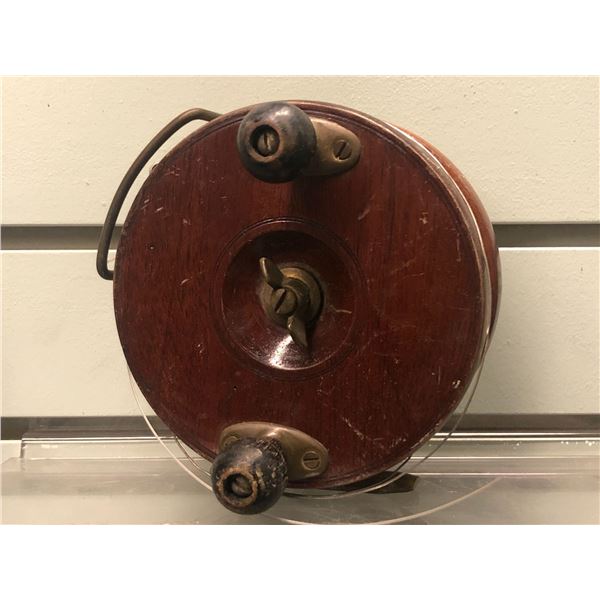 Peetz vintage classic wooden 5" fishing reel