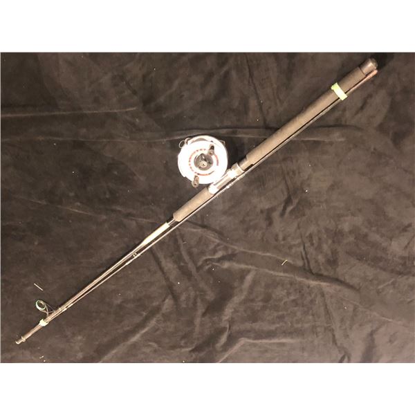 Daiwa powerlite PL25m approx. 9ft fishing rod w/ zedco z/300 mooching reel