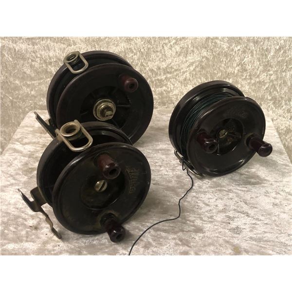 3 Assorted vintage salmon reels