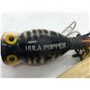Image 3 : 3 Vintage fishing lures - Bass-Obite/Hula Popper & Heddon deep dive river runt