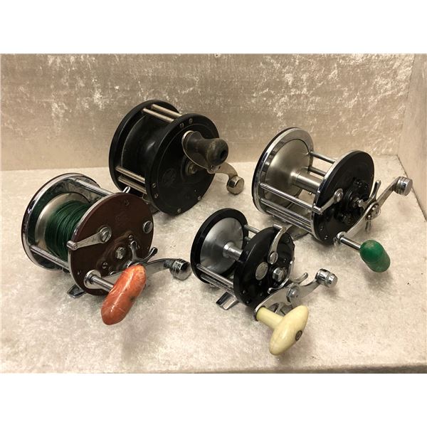 4 Penn assorted level wind fishing reels