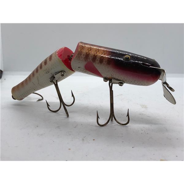 Antique lucky strike Canada 6 1/2" jointed wooden fish lure