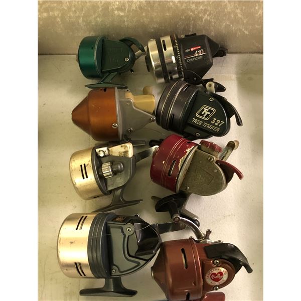 8 assorted vintage casting reels