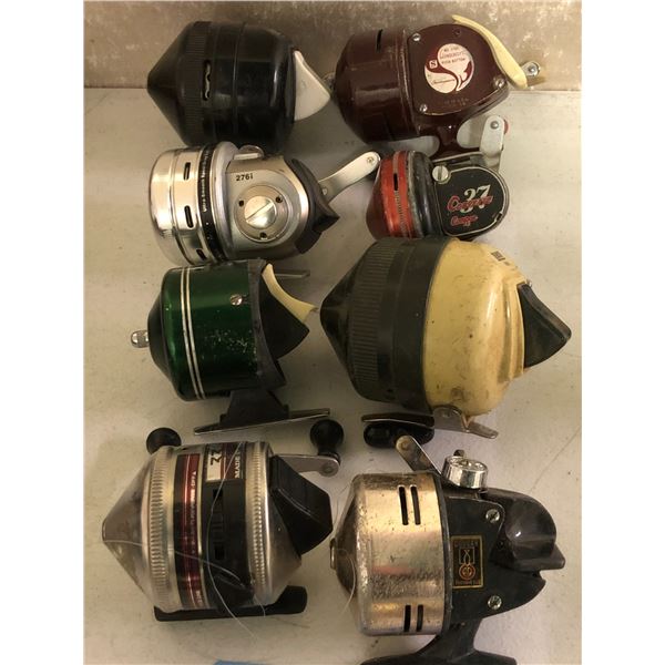 8 assorted vintage casting reels