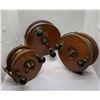Image 1 : Group of 3 antique peetz classic wooden trolling reels - 6"/5"/4"