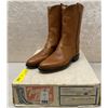 Image 1 : Pair of Tony Lama tan wellington cowboy boots size 8 (NOS)