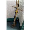 Image 2 : Group of 6 assorted handy yard tools - post hole digger/shovel/rake/ etc...