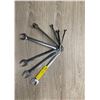 Image 1 : 8 snap on assorted combination wrenches (metric up to 24mm)