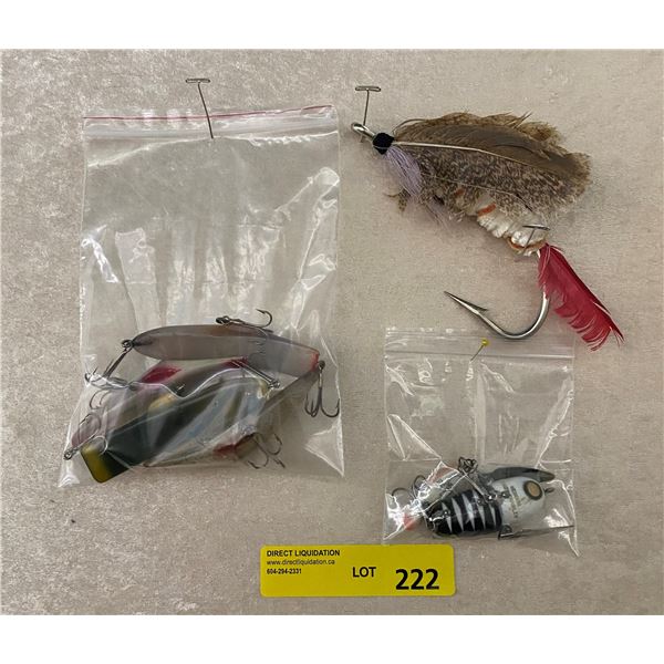 Group of assorted vintage wooden fishing lures - mercury minnows/giant fly/heddon approx. 7