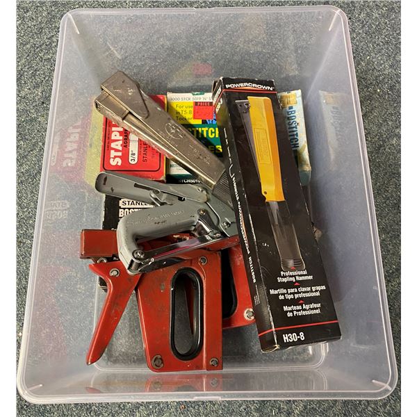 Box of five construction staplers & assorted staples