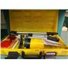 Image 1 : Self adjusting laser level