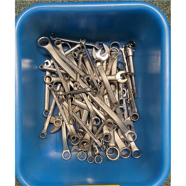 Box of approx. 50 assorted brands combination wrenches