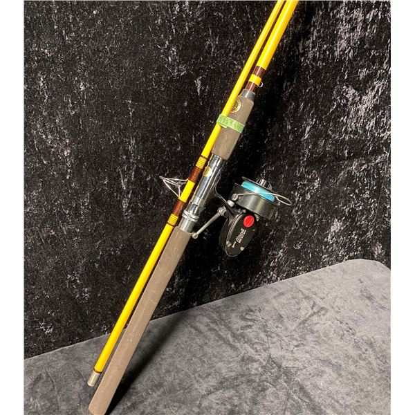 Eagle Claw "GRANGER" ocean spinning rod w/ Mitchell 302 salt water spinning reel