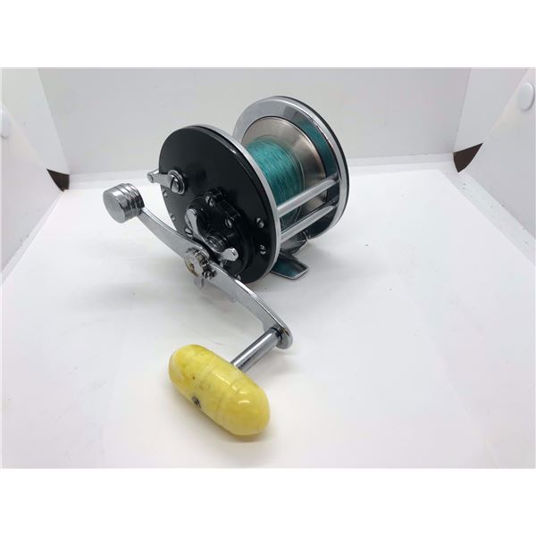 Penn 60 long beach black level-wind reel