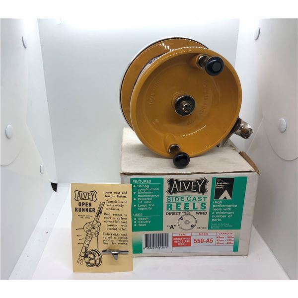 Alvey model 550-A5 Side Cast/ Open Runner fishing reel Made in Australia (NOS) w/ original box