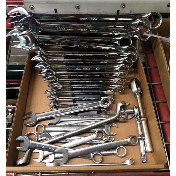 Approx. 30 pcs. Gray mechanics combination wrenches & ratchets (imperial up to 1 & 1 3/4in)