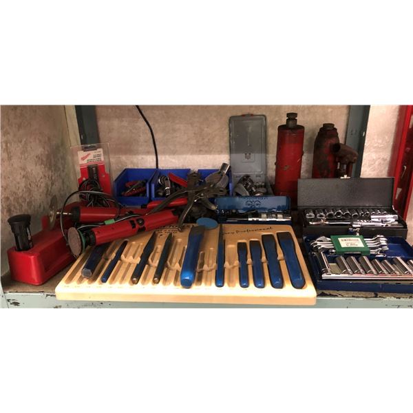 Shelf lot of assorted tools/ chisels/ socket sets/ wrenches etc. (assorted brands)