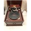 Image 2 : Early 1900's RCA Victor mahogany cased table-top gramophone (lid needs repair work)