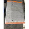 Image 2 : Manufactured in Canada by Quality aluminum deck plate loading ramp