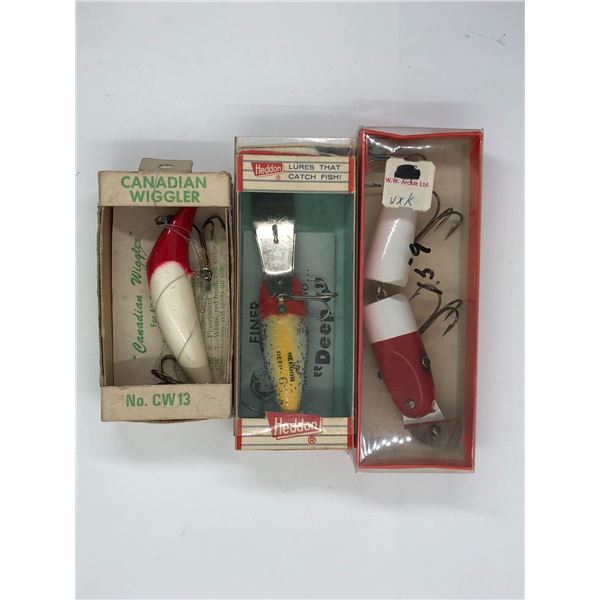 Group of 3 vintage fishing lures - Lucky Strike/ Canadian Wiggler/ Heddon "Deep 6" w/ original boxes