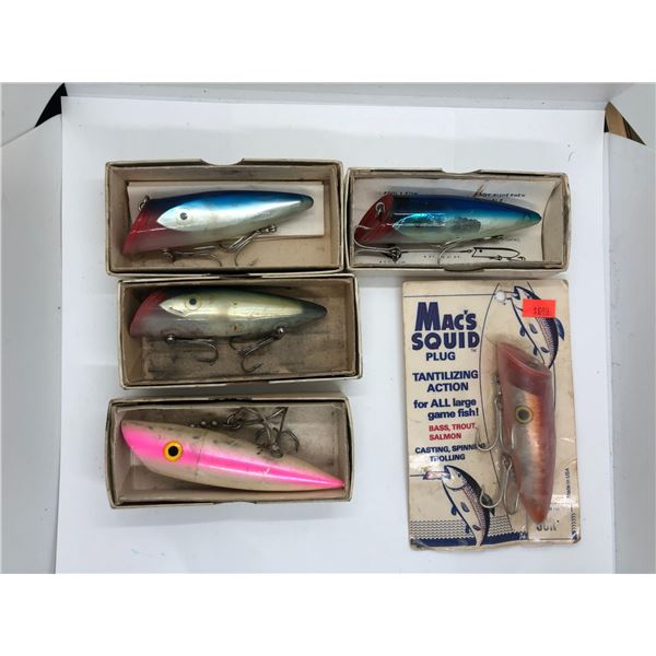 Group of 5 vintage Mac's Squid assorted salmon plugs w/ original boxes