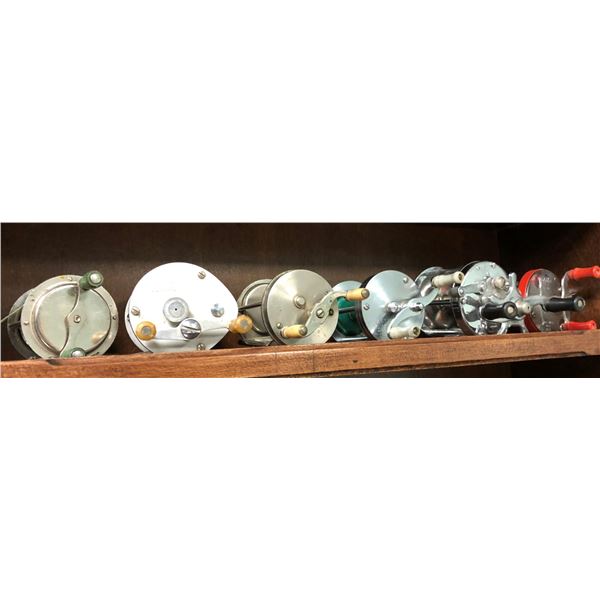 Group of 6 assorted vintage bait cast fishing reels