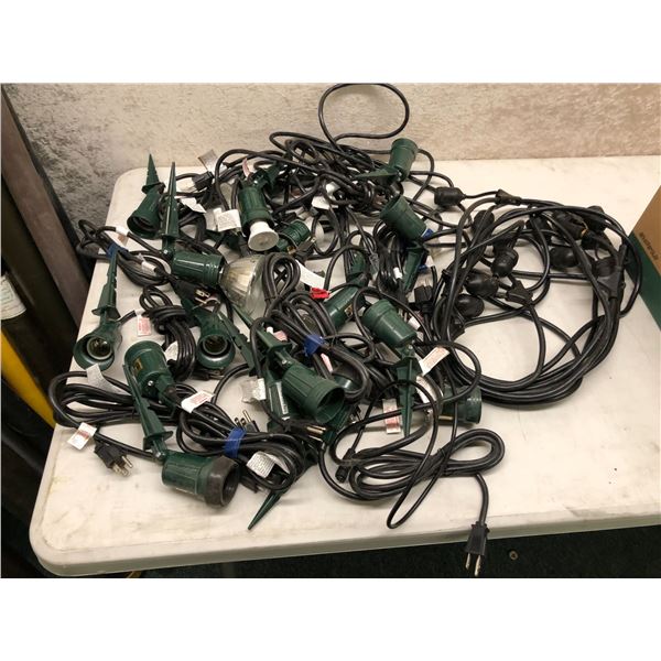 Group of 18 outdoor landscaping lights