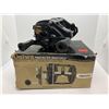 Image 2 : Daiwa Procaster Magforce level wind reel black w/ box