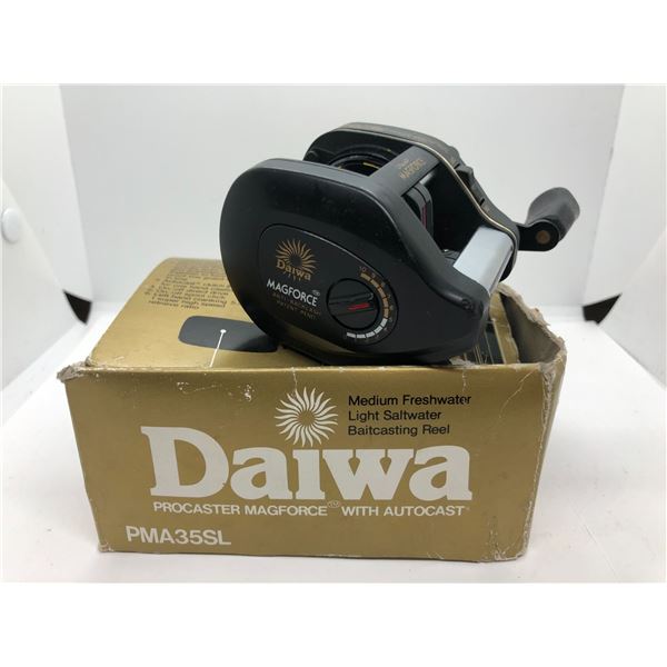 Daiwa Procaster Magforce level wind reel black w/ box