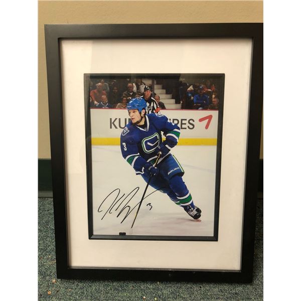 Framed collector's photo Vancouver Canucks #3 Kevin Bieksa signed