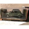 Image 3 : Two classic die cast metal collector's cars