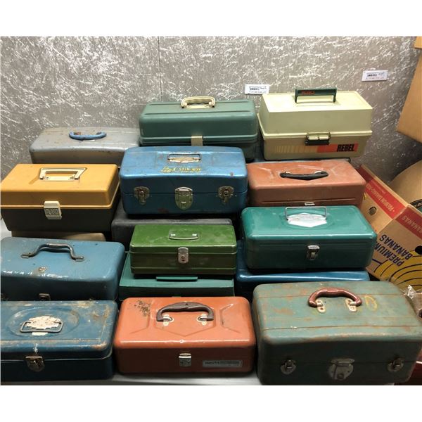 Group of 22 assorted vintage tackle boxes