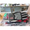 Image 1 : 6 Pairs of Bob Dale XL Driller Gloves