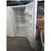 Image 2 : Frigidaire All Freezer - 33" Wide